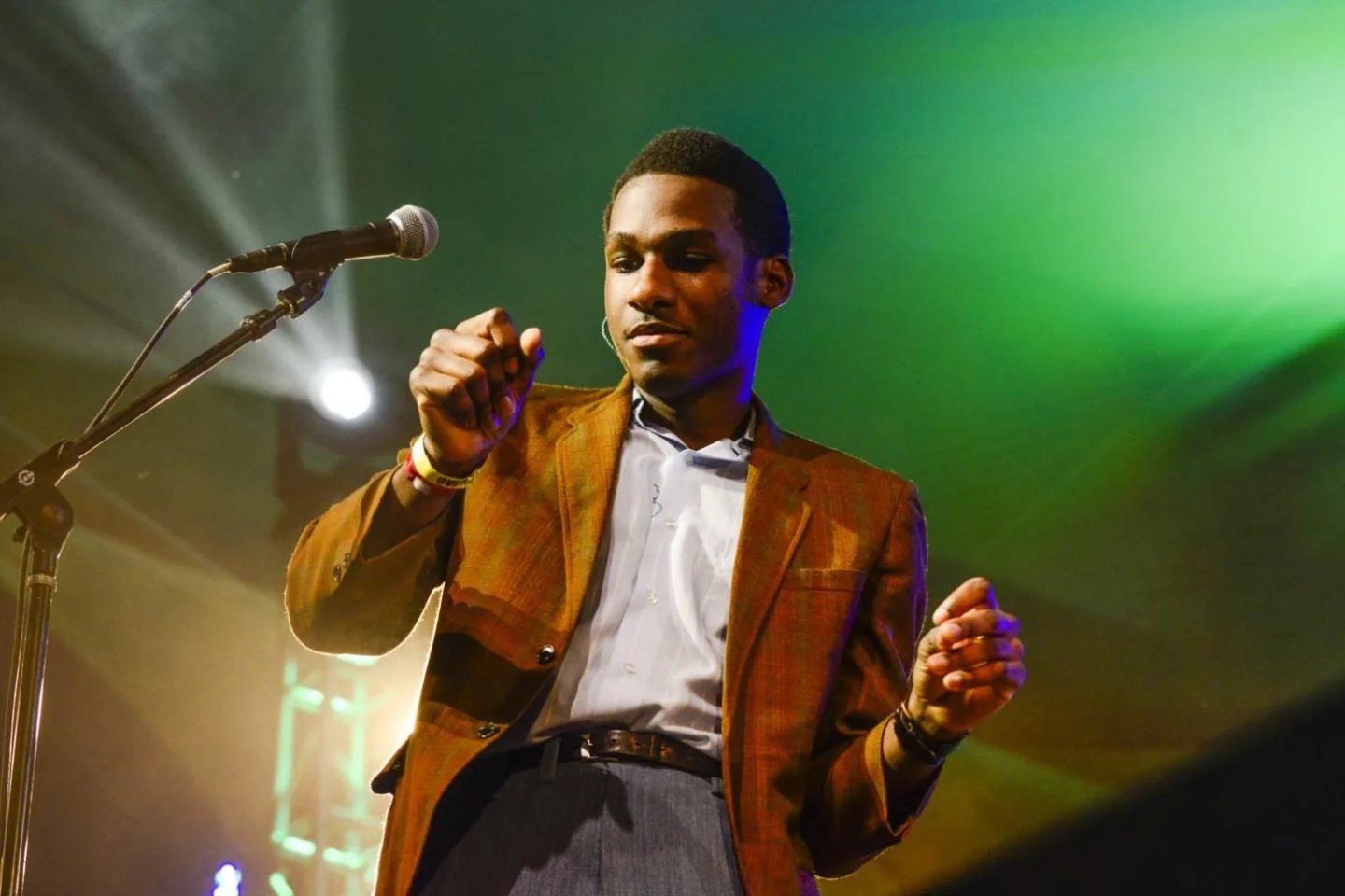 Leon Bridges.jpg