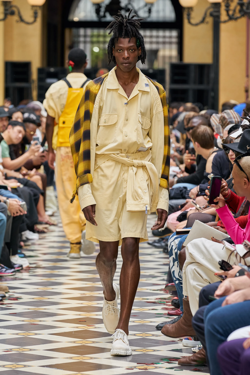 batch_00044-maison-mihara-yasuhiro-spring-2023-mens-credit-gorunway.png