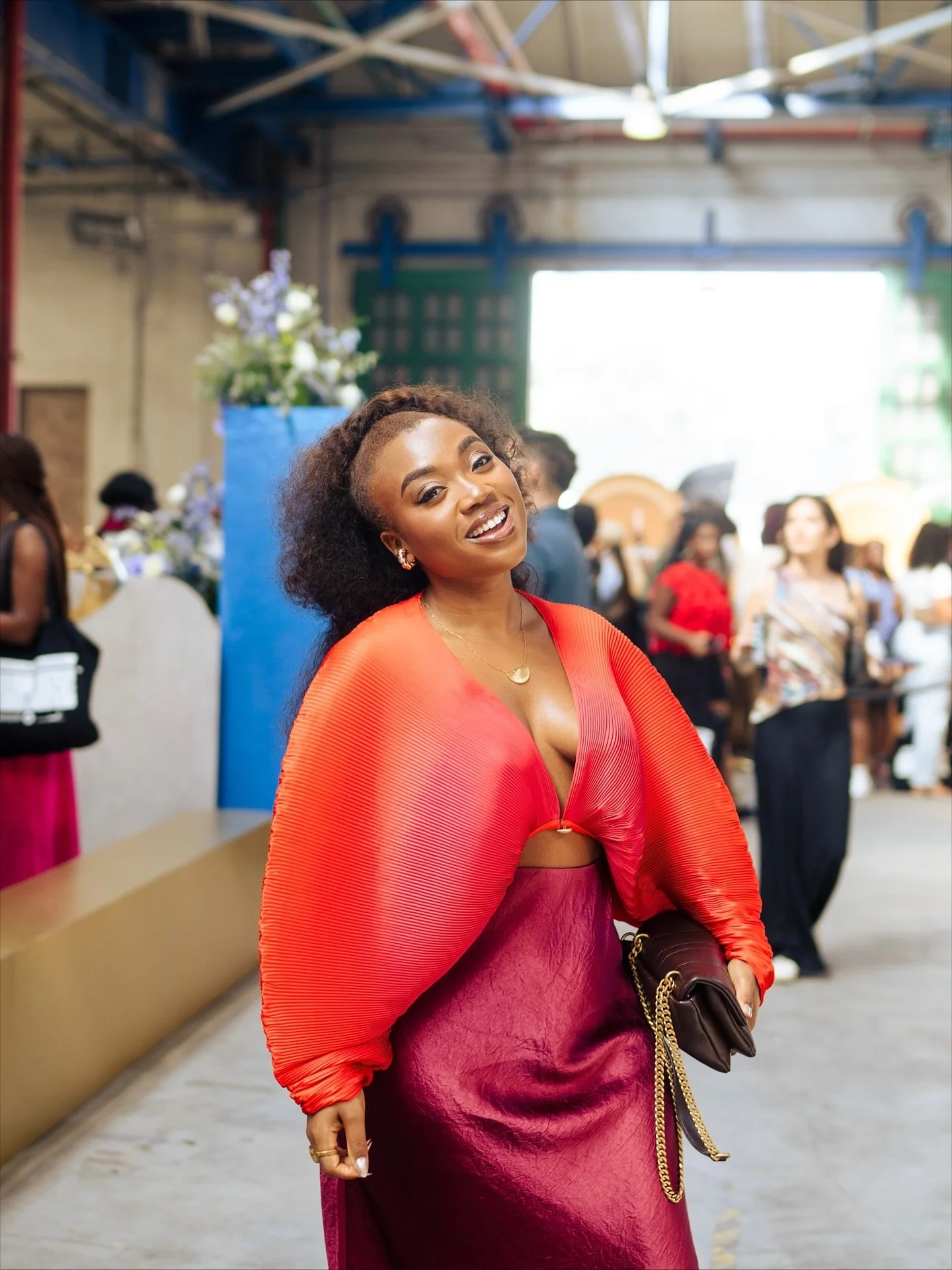 ISO more small fashion brands with a story, especially those ethically sourced and owned by people of color. can you help me find some? drop recommendations in the comments ✨

📸 @bycestlazee 
👗 link to outfit details in my link in bio 

@andreaiyam