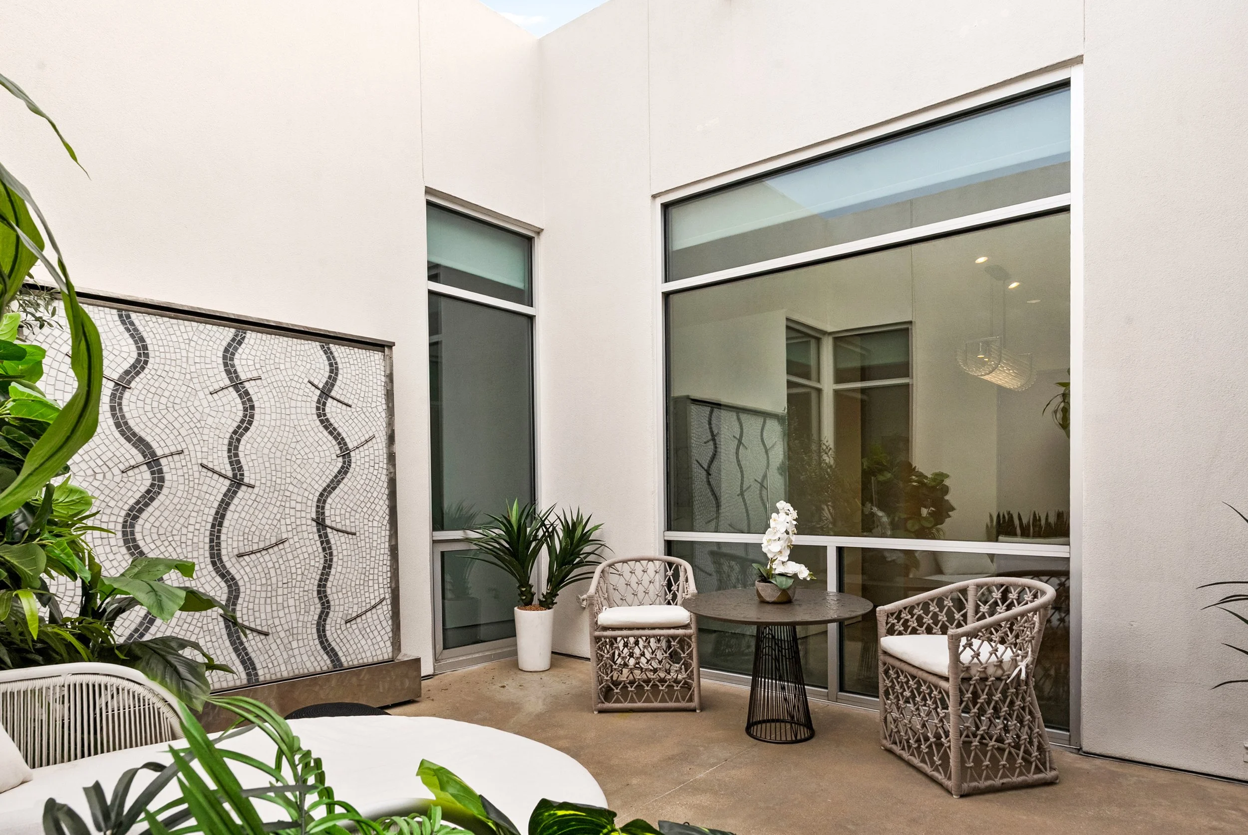 12-Courtyard.jpg