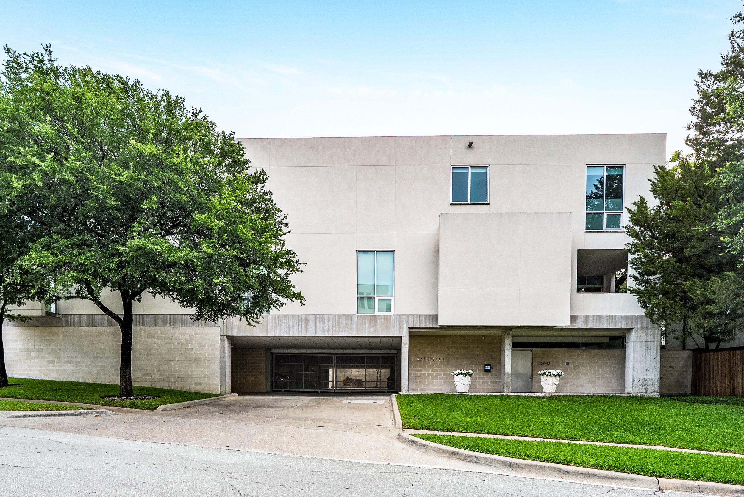 15- Art House 2.jpg