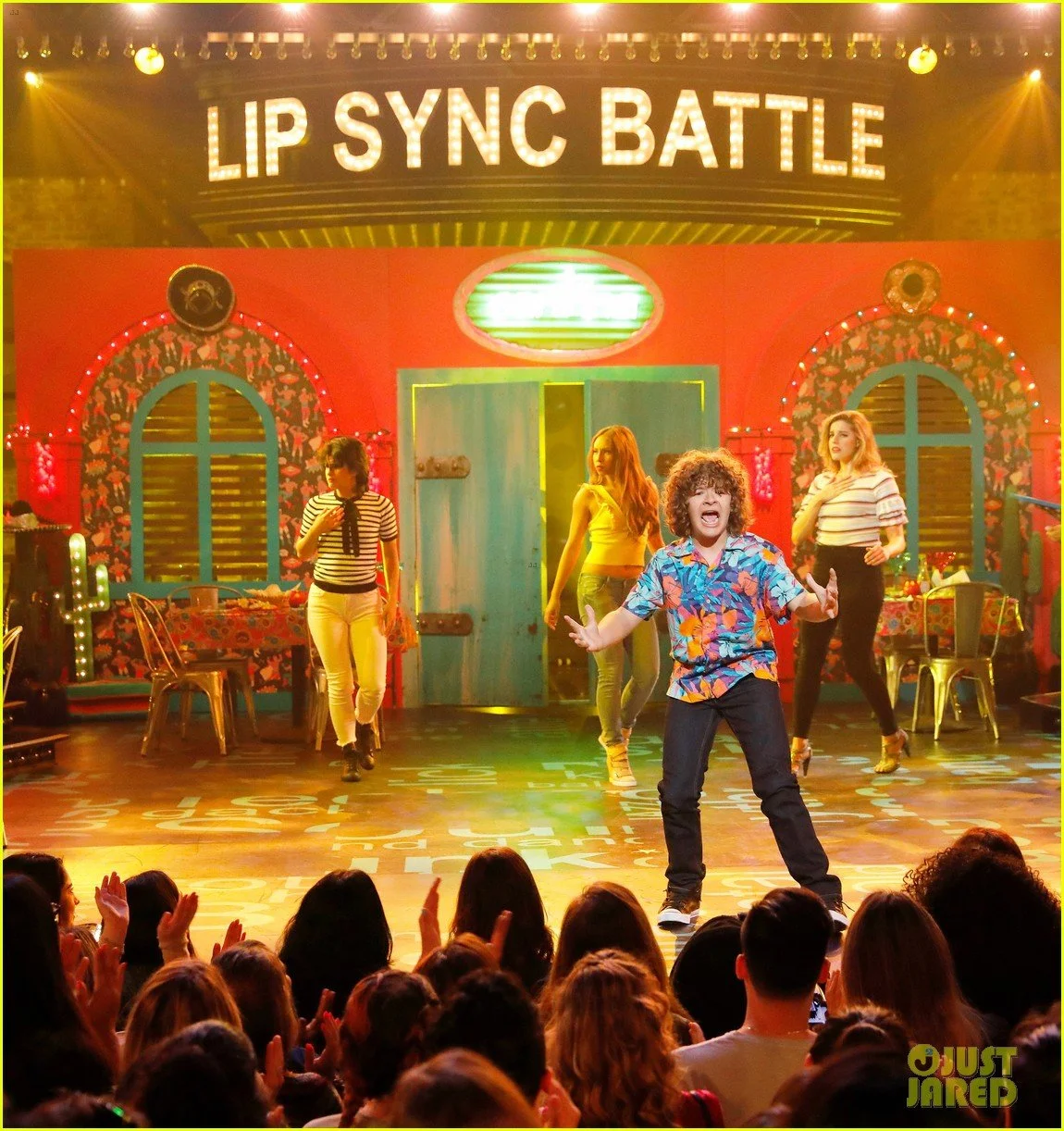 stranger-things-cast-face-off-lip-sync-battle-05.jpg