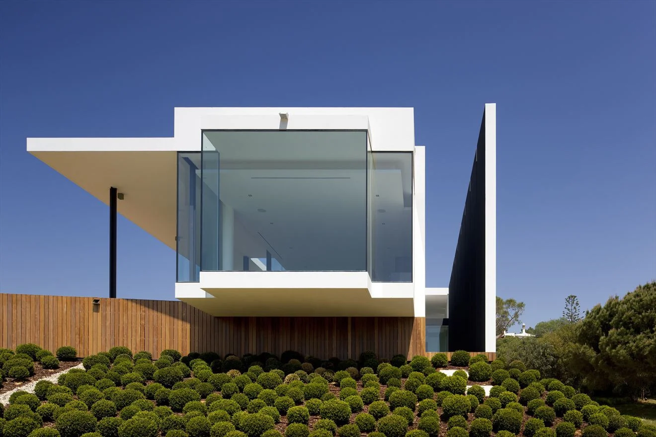 ultra_modern_architecture_portugal_1.jpg