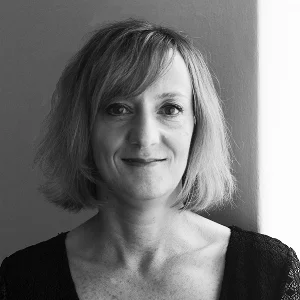Tina headshot websiteApril2016.jpg