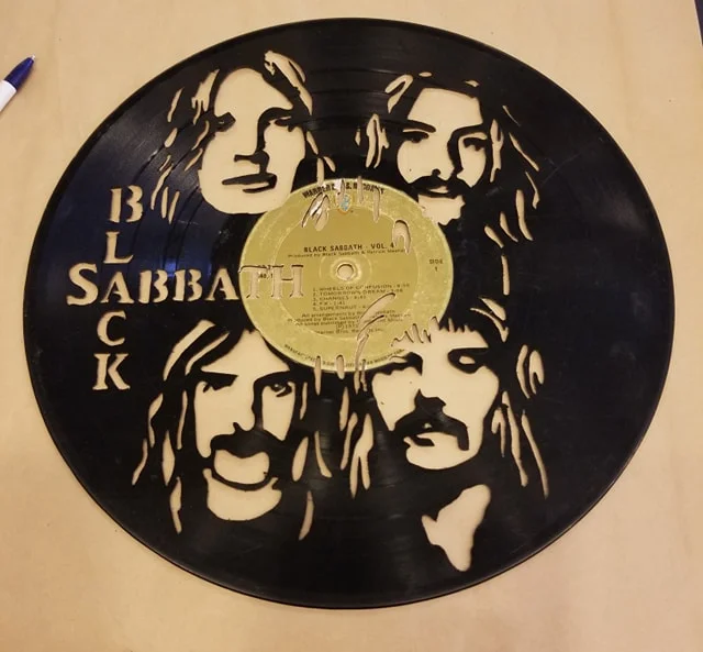 Cut Vinyl Albums. Vancouver Island, Led Zeppelin, Pink Floyd, Iron Maiden, Michael Jackson, Lady Gaga, The Beatles, Rolling Stones, AC/DC, Guns N Roses, Van Halen, Fleetwood Mac, Black Sabbath, Bob Marley and MORE! Call to see what’s in stock or to ORDER! 250-897-0107 The Curious Cat Courtenay BC #thecuriouscatgifts