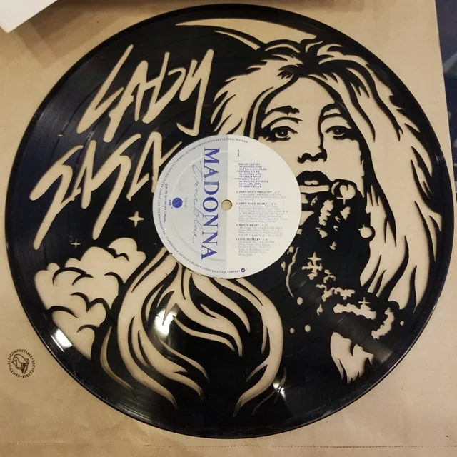 Cut Vinyl Albums. Vancouver Island, Led Zeppelin, Pink Floyd, Iron Maiden, Michael Jackson, Lady Gaga, The Beatles, Rolling Stones, AC/DC, Guns N Roses, Van Halen, Fleetwood Mac, Black Sabbath, Bob Marley and MORE! Call to see what’s in stock or to ORDER! 250-897-0107 The Curious Cat Courtenay BC #thecuriouscatgifts