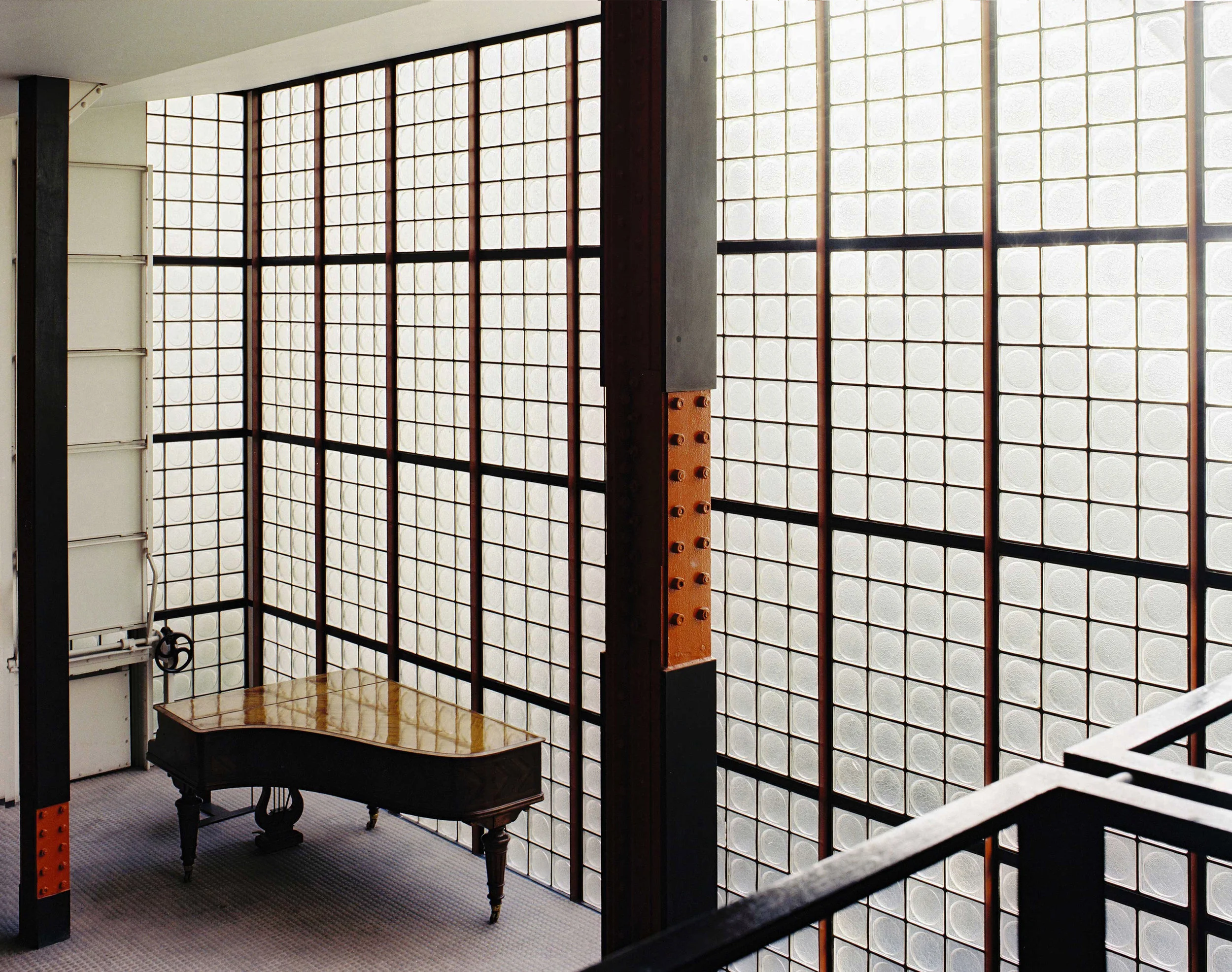 rencontre 05        Mark Lyon, Photographer    &      Robert Rubin, Curator                                                            