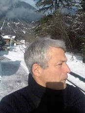 robert.jpg