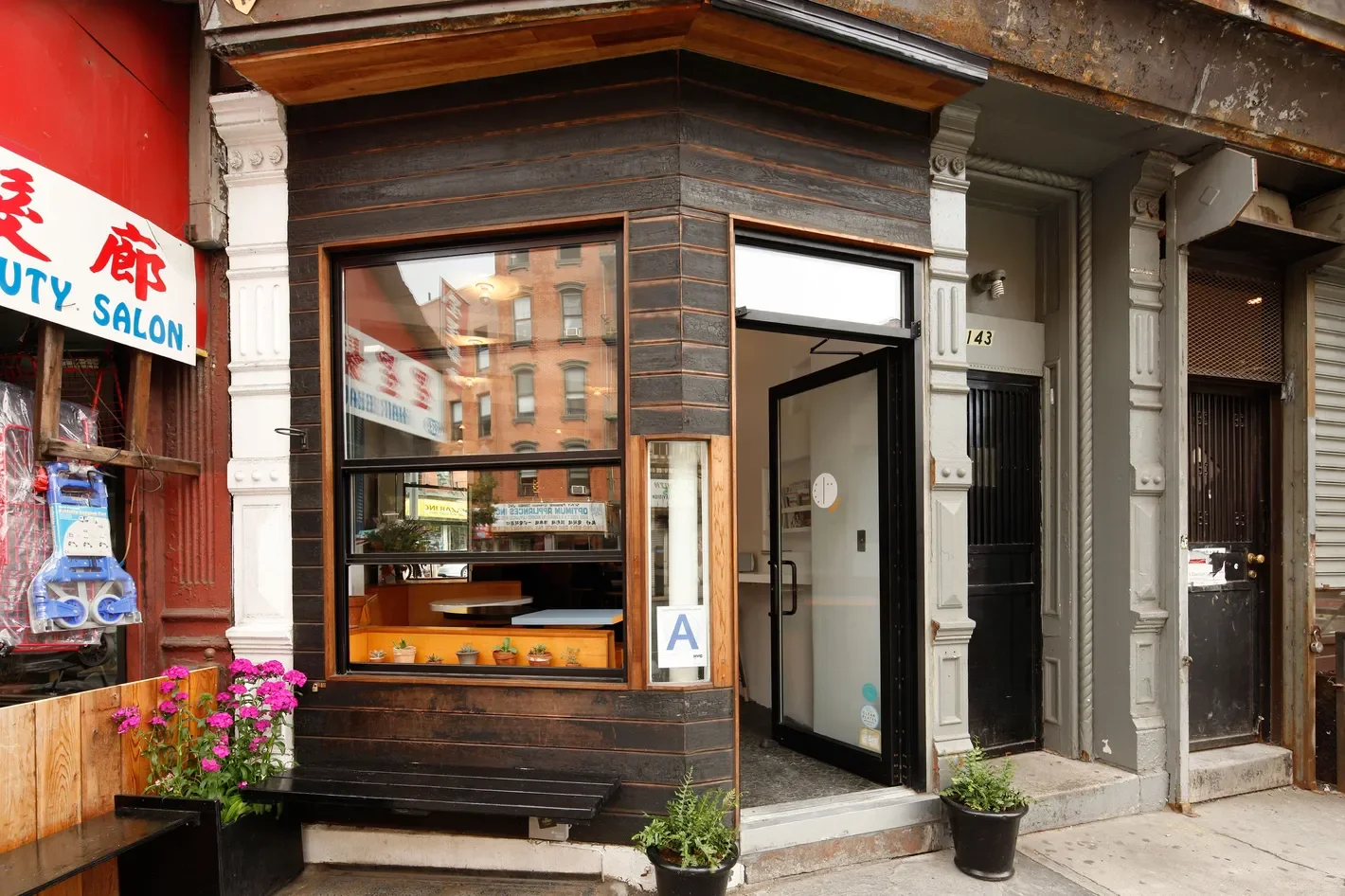 Dimes Deli