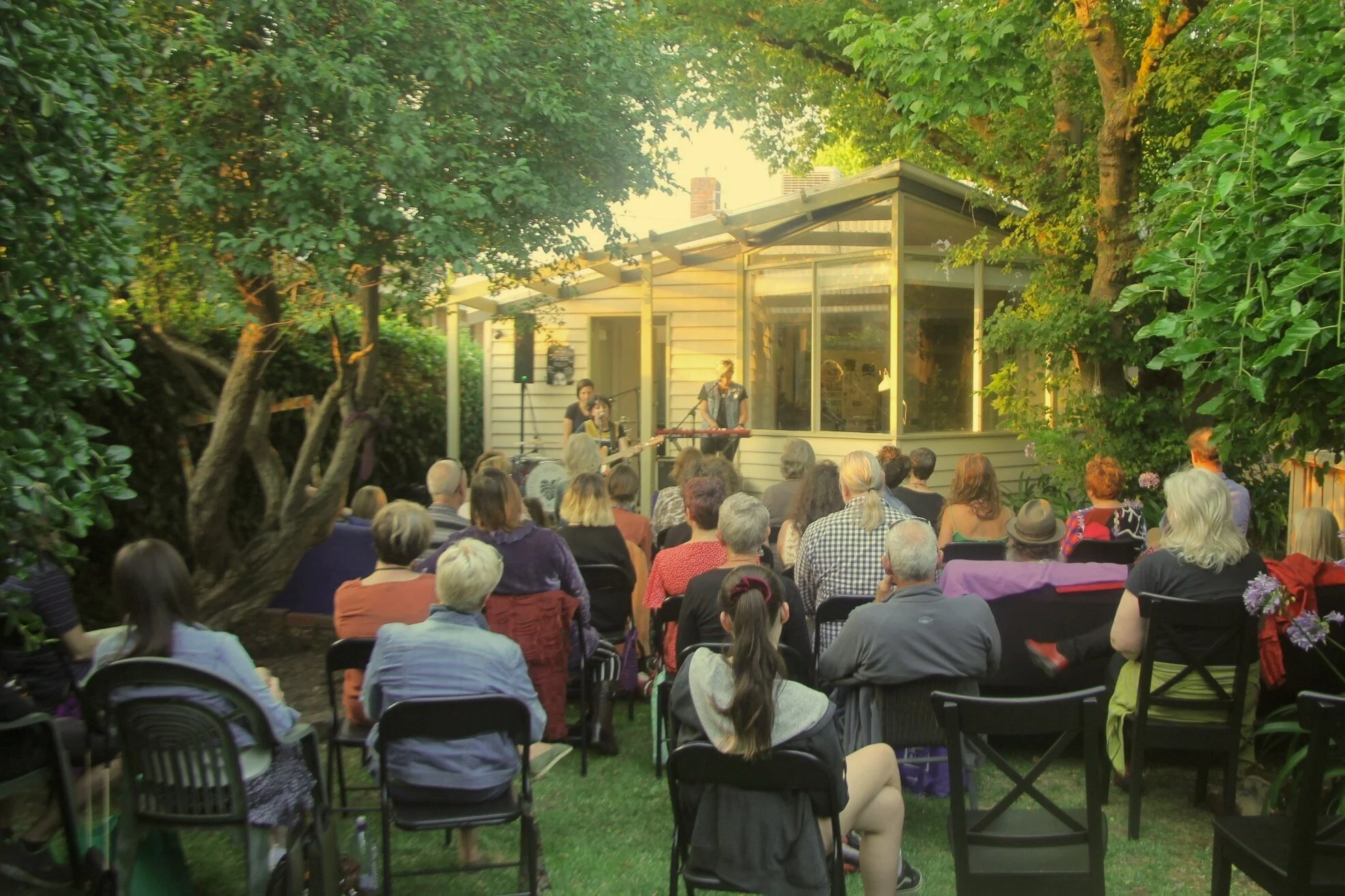 House concerts — Little Wise