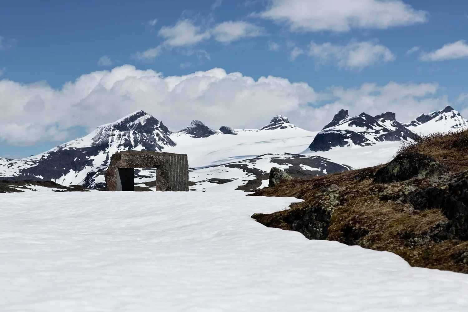 Viewpoint-Sognefjellet-032016-99-0077_1500.jpg