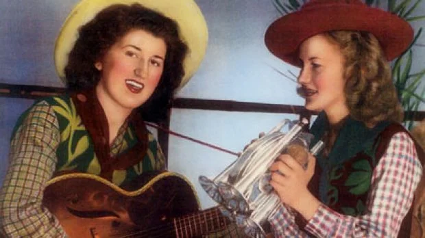 '99 Bends' - Hoppa's Country Show