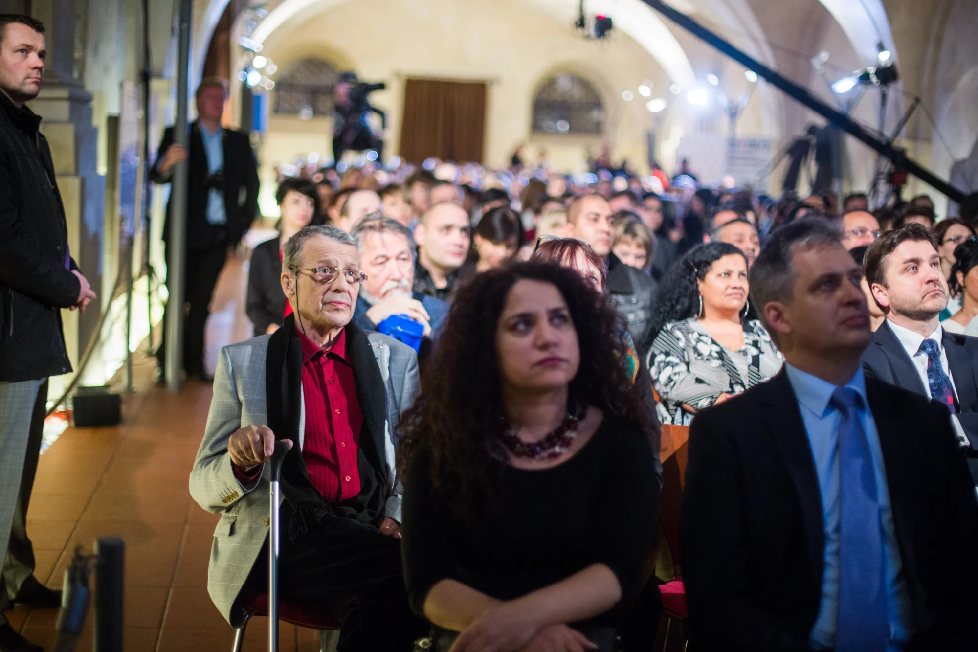 Mezi hosty byl Petr Uhl, novinář a politik, Jarmila Balážová, tisková mluvčí ministra Jiřího Dienstbiera, který sedí vedle ní, vpravo ve druhé řadě J.E. p. Sten SCHWEDE (velvyslanec Estonska) Foto: Dorota Špinková