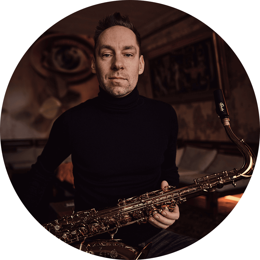 SAXOPHONIST