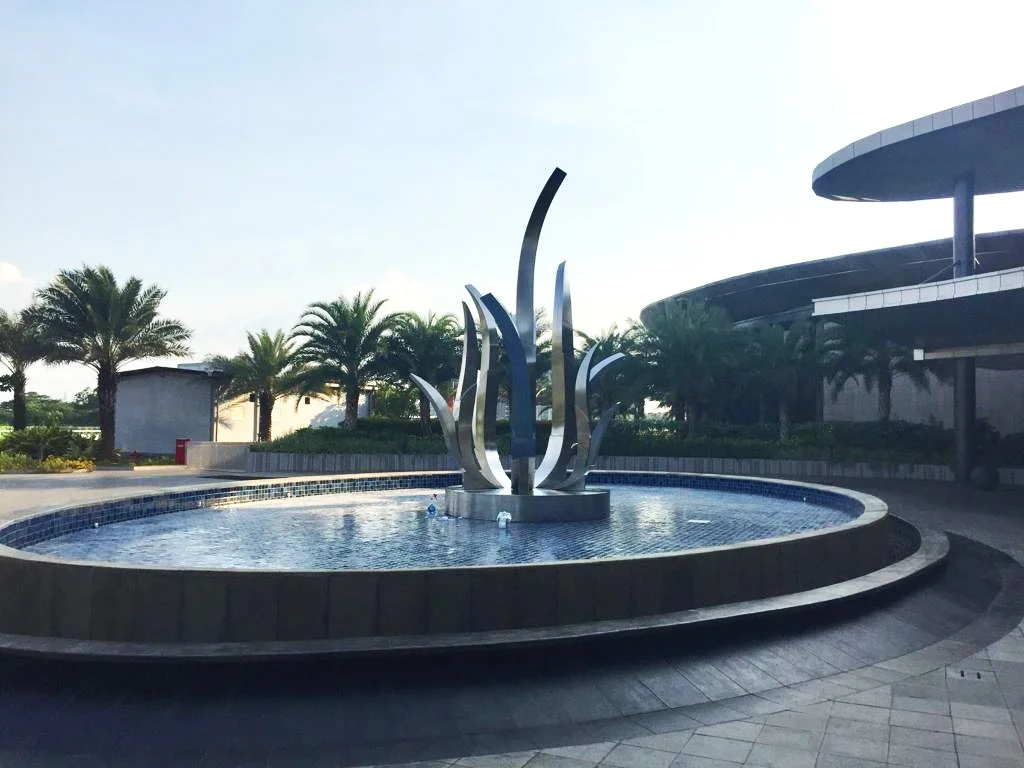 Sculpture commissioned by Fiidaa Art for Nava Park Country Club BSD in Jakarta, Indonesia