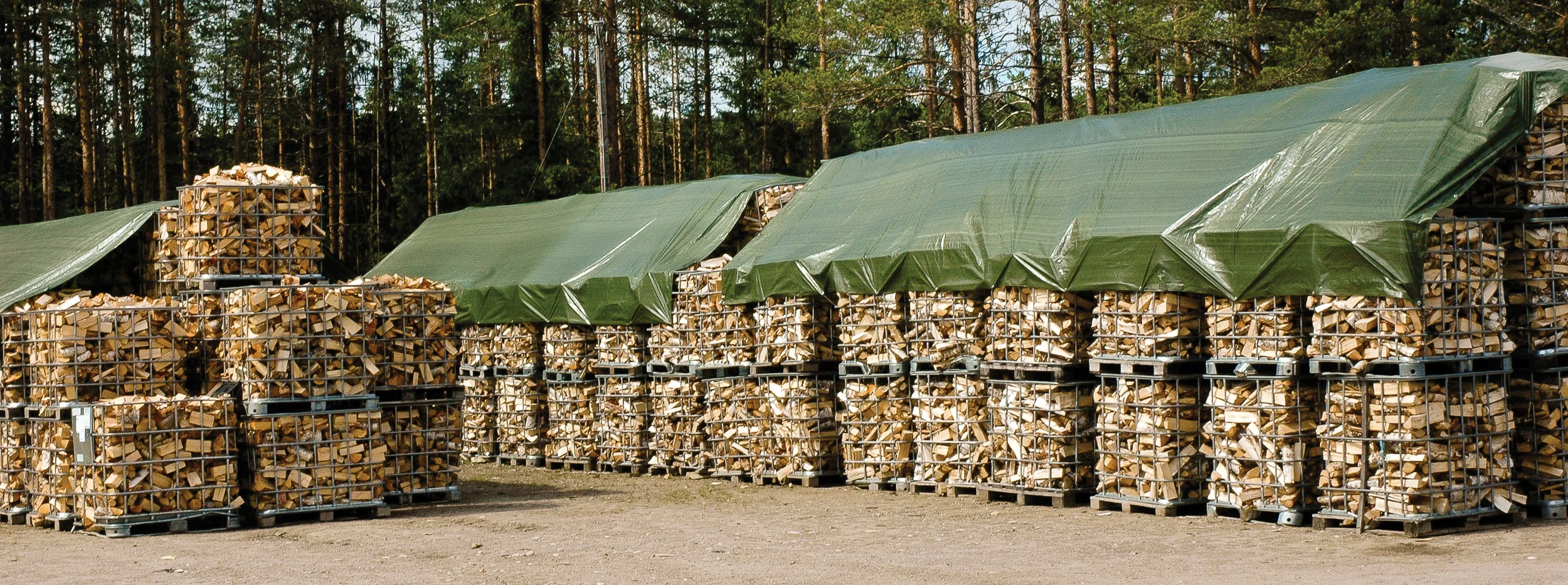 I 2012 var det økt vedforbruk i husholdningene, men mindre bruk av biomasse i industrien. Elverum, Hedmark. Foto: Geir-Harald Strand, NIBIO