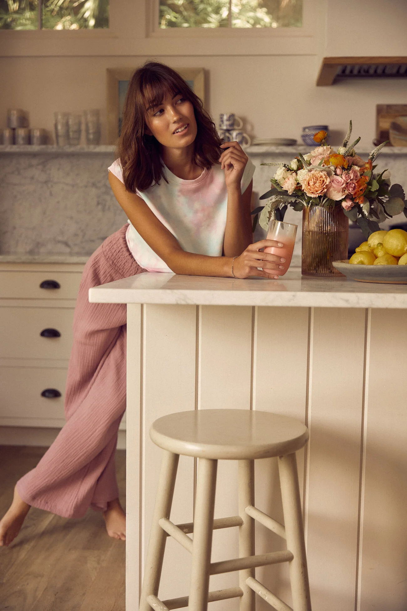 06162021 - UrbanStems Friend's Summer - LIFESTYLE2154 copy.JPG