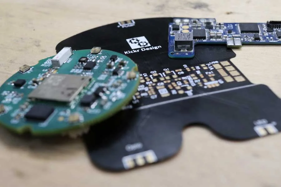 Reflow oven to solder PCBs and components at Kickr