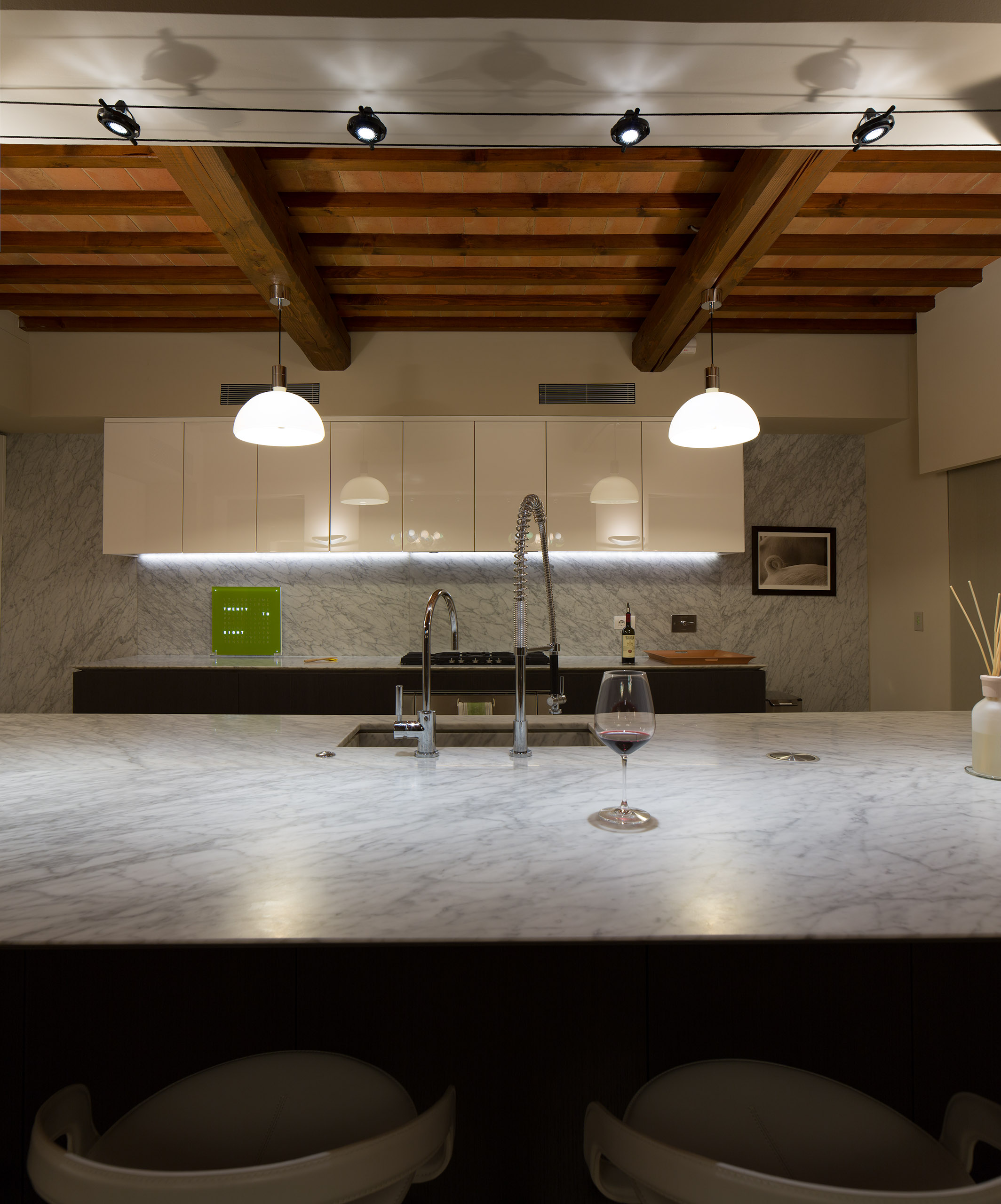Kitchen_01.jpg