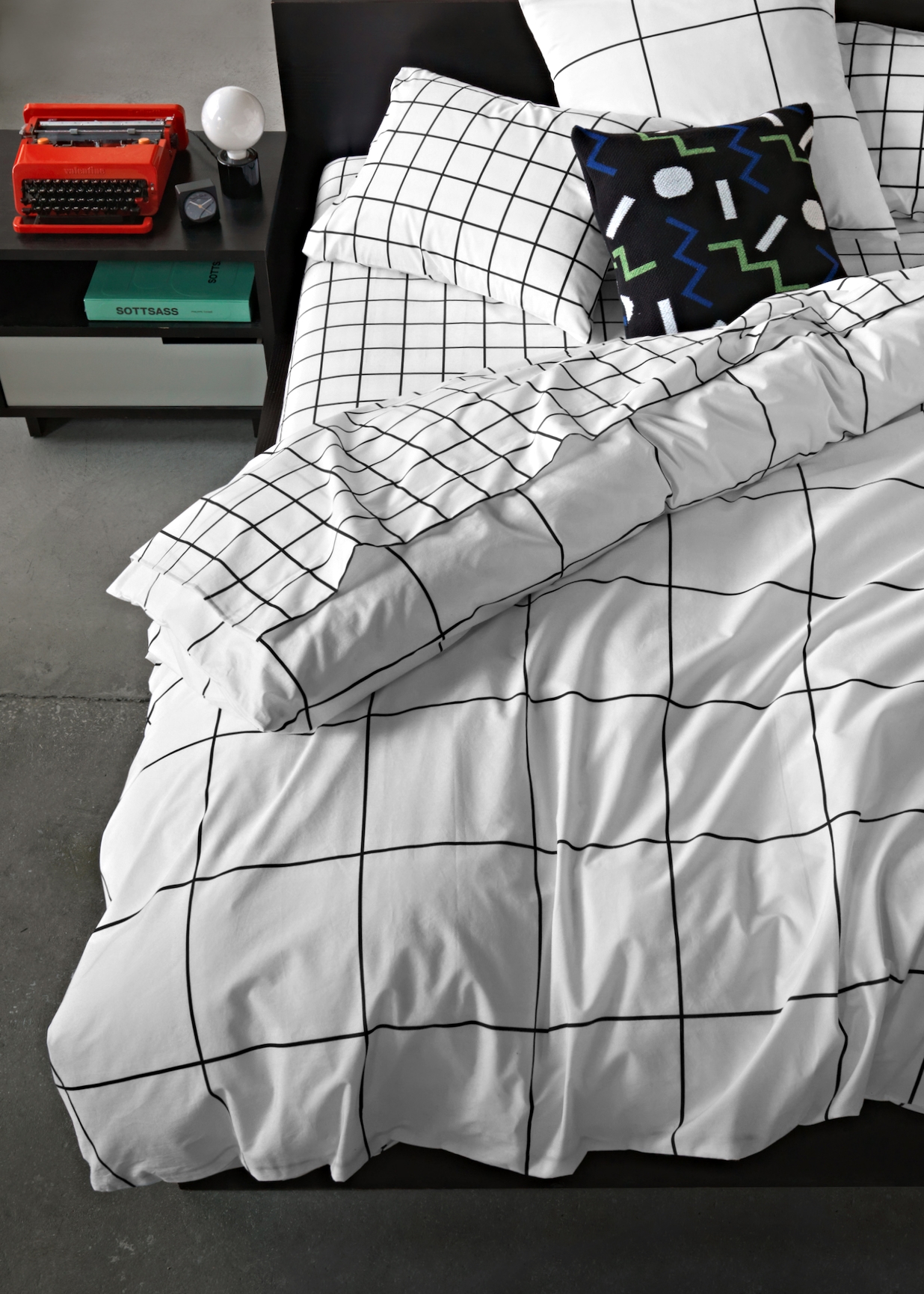 bedding_grid_overheadnew.jpg