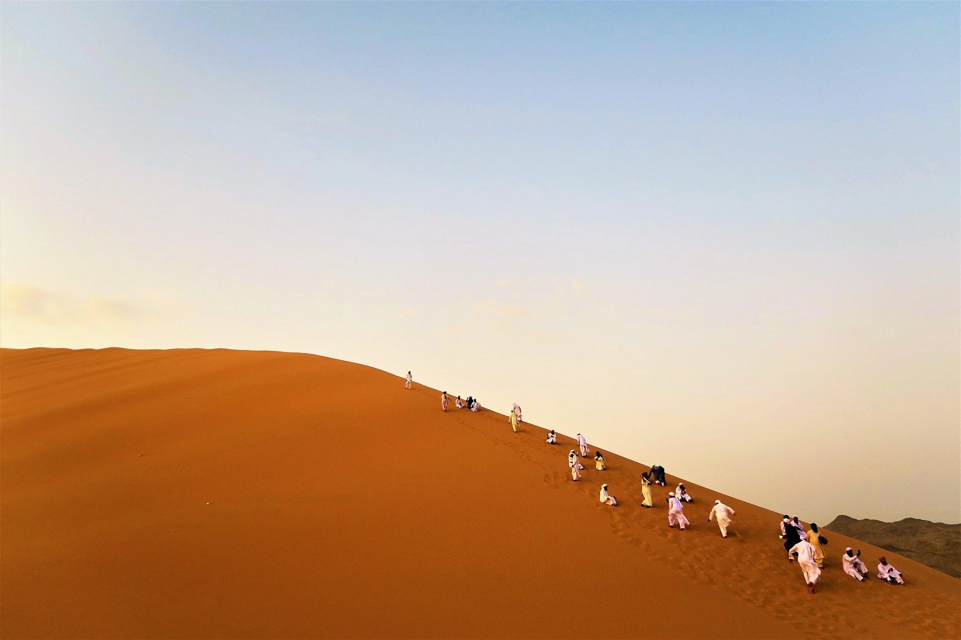 desert-4428269_1920.jpg
