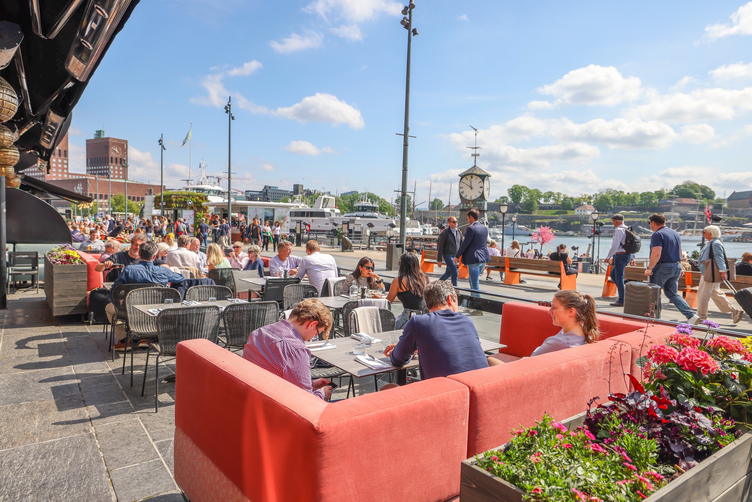 ENGLISH — Restaurant Louise