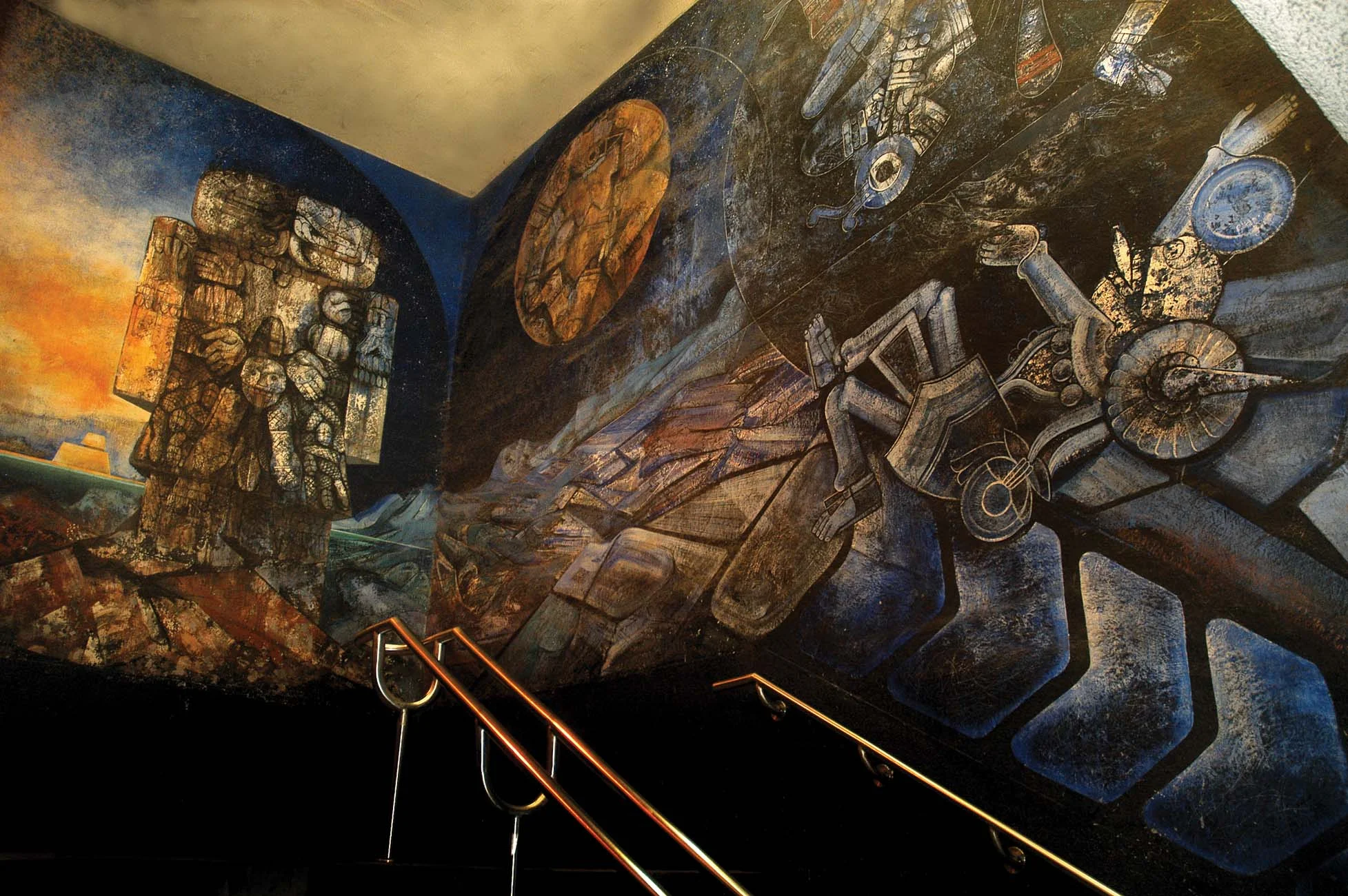 Del Codice al mural , Sistema de transporte colectivo Metro, estación Tacubaya, acrílico/fibria de vidrio, ciudad de Mexico, 700 metros cuadrados, 1986. From the codex to the mural , Subway Public Transport System Metro, tacubaya Station, acrylic/fiberglass, Mexico City, 700 square meters, 1986.