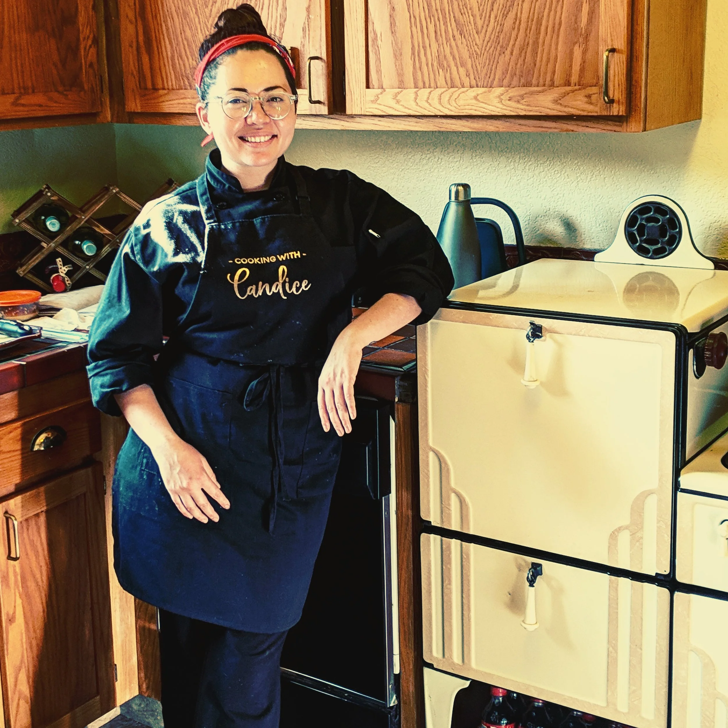 Cooking an Italian Feast onsite with this vintage oven!
