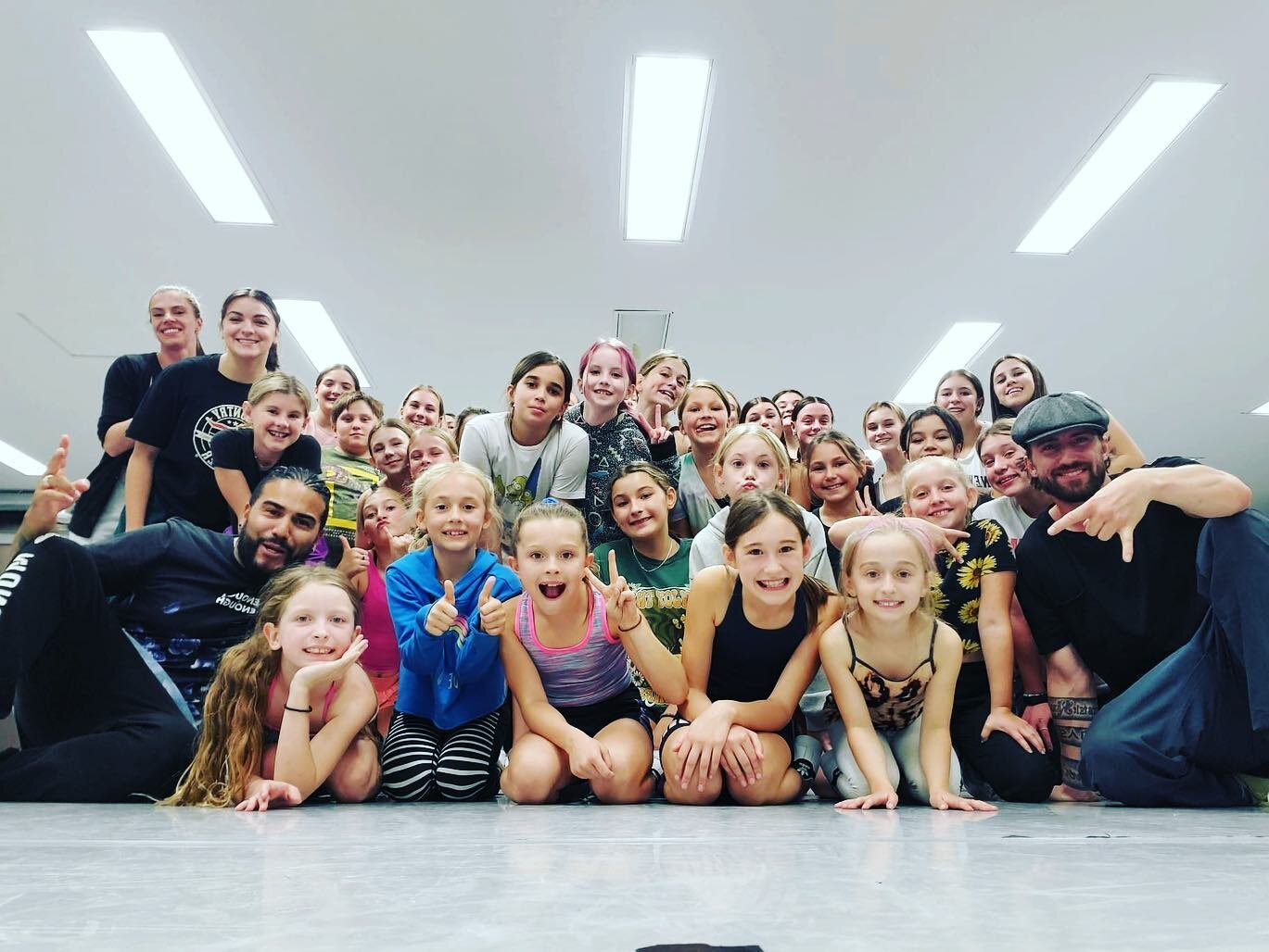 DAY 3 at @peakperformancedanceco #photodump 

Welcome to G2 Entertainment! Western Canada's most immersive training and choreography company led by Edgar Reyes and Lukas Lock. 

We deliver authentic Hip Hop productions &amp; training workshops to stu