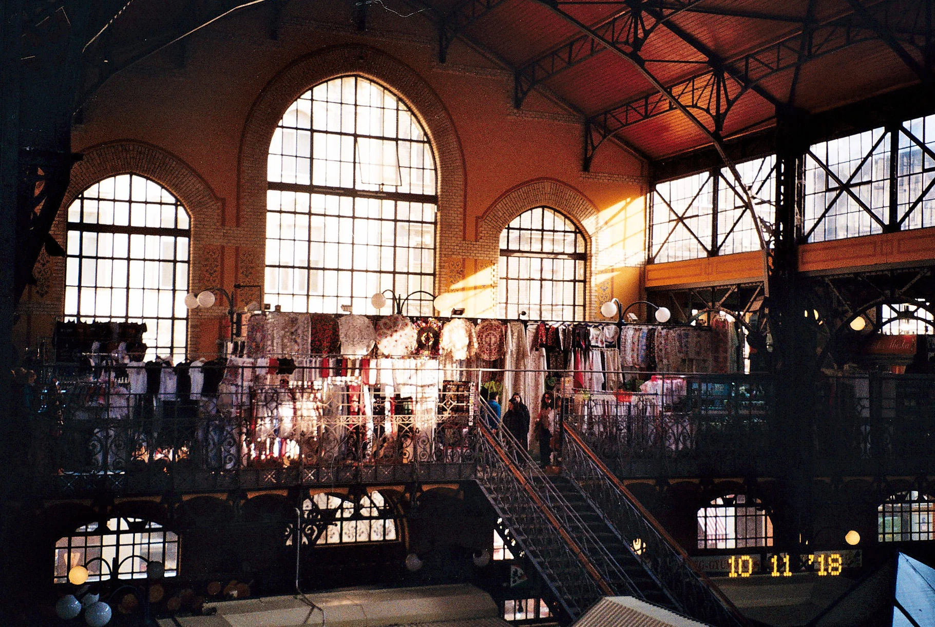 Trowell_Olivia_Budapest_35mm_06.jpg