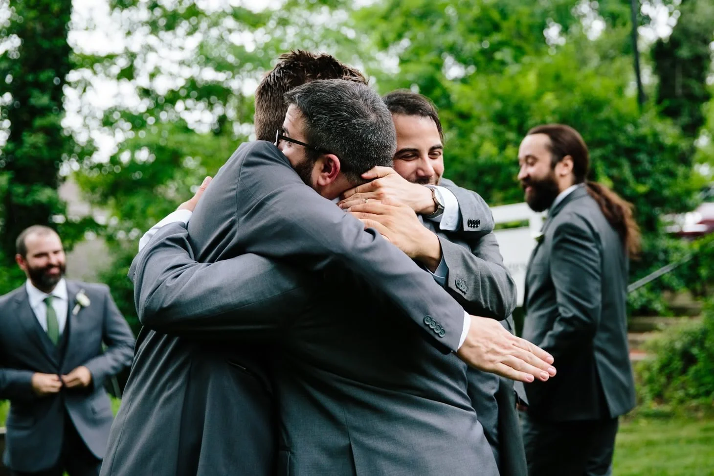 nyc-long-island-wedding-photographer-three-village-inn-smitten-chickens12.jpg