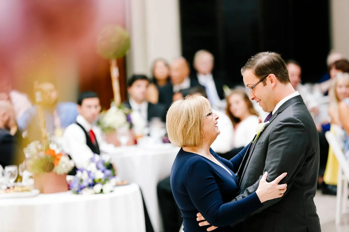 056-nyc-wedding-photographer-hoboken-waterfront-wedding-photos-smitten-chickens.jpg