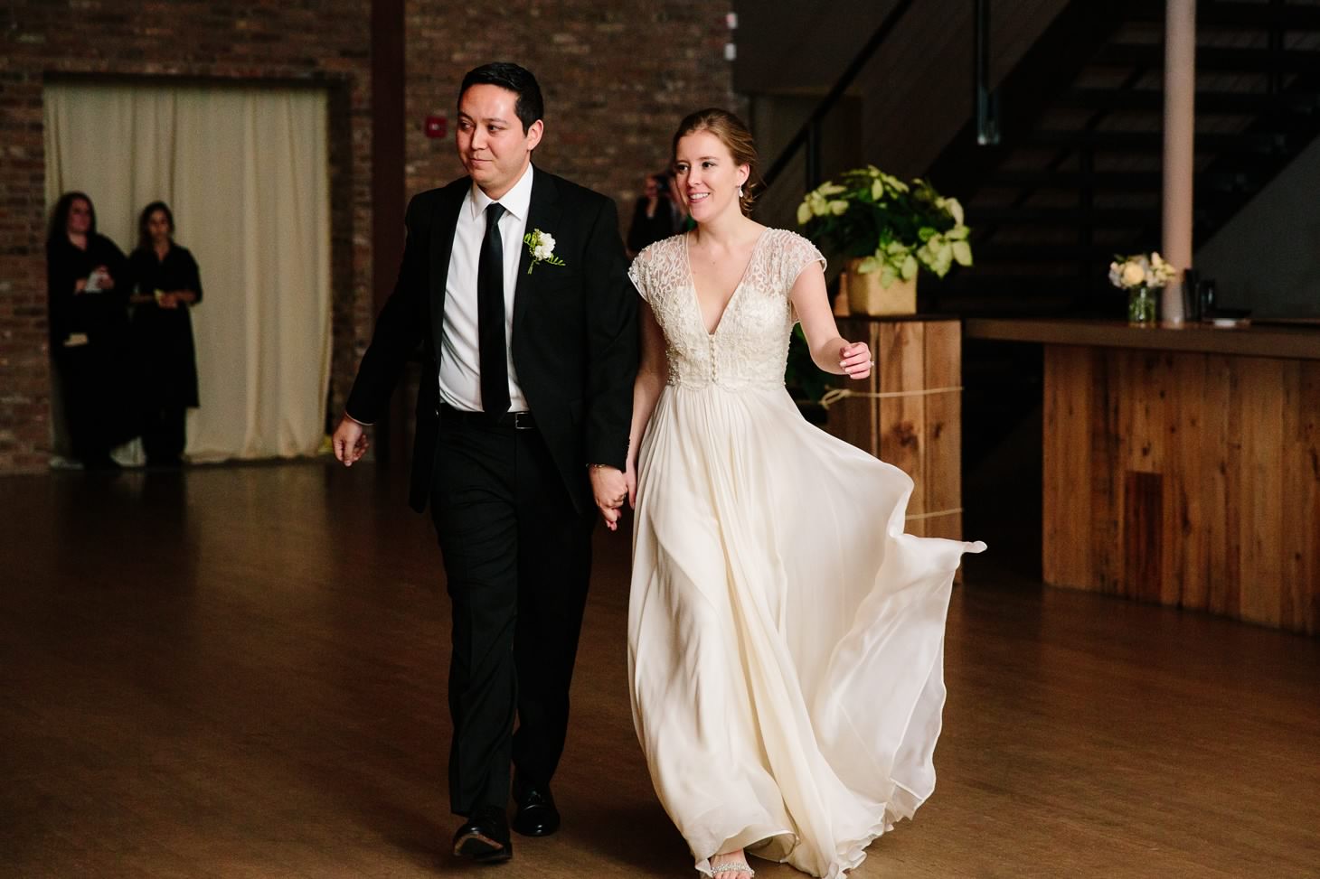 023-nyc-wedding-photographer-beacon-roundhouse-.jpg
