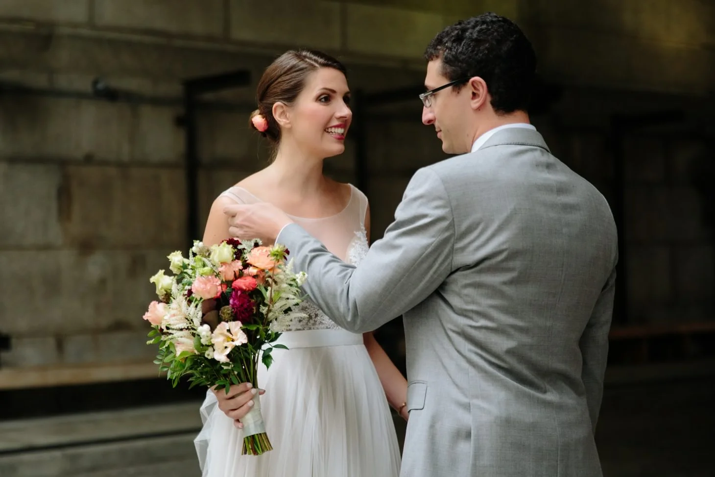 003-nyc-dumbo-loft-brooklyn-wedding-photographer-smitten-chickens-photo-.jpg
