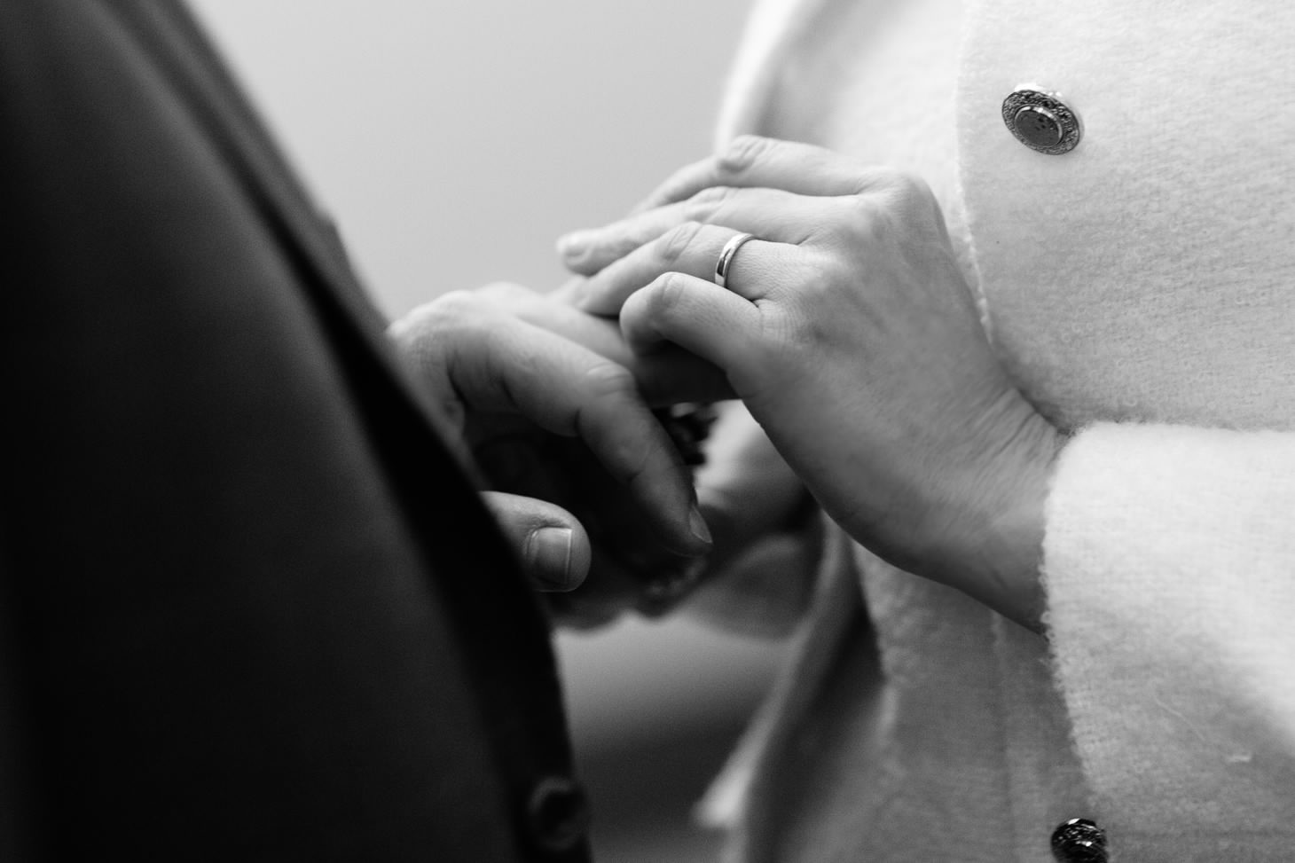 nyc-authentic-emotional-wedding-photography-elopement-smitten-chickens-photo16.jpg