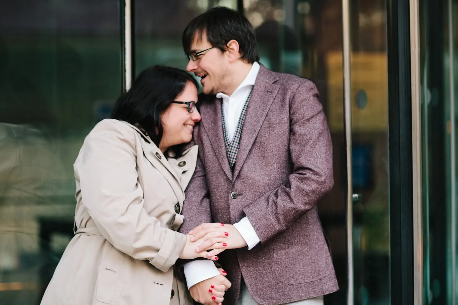 005-nyc-wedding-photographer-puppy-museum-of-natural-history-mud-coffee-fall-central-park-engagement.jpg