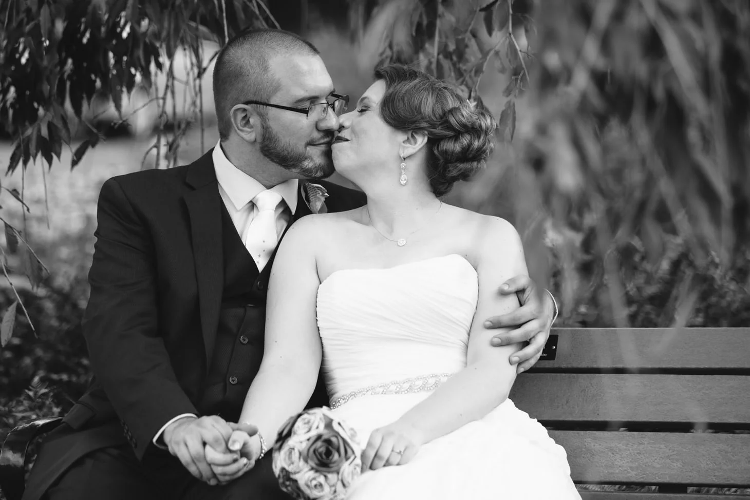 021-nyc-wedding-photographer-nj-nerdy-dr-who-firehouse-wedding-smitten-chickens.jpg