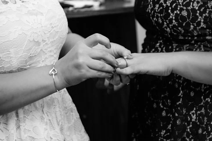 nyc-elopement-photographers-lgbt-friendly-b002.jpg
