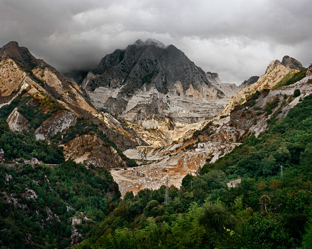 © Edward Burtynsky, courtesy Nicholas Metivier Gallery, Toronto / Howard Greenberg Gallery and Bryce Wolkowitz Gallery, New York 