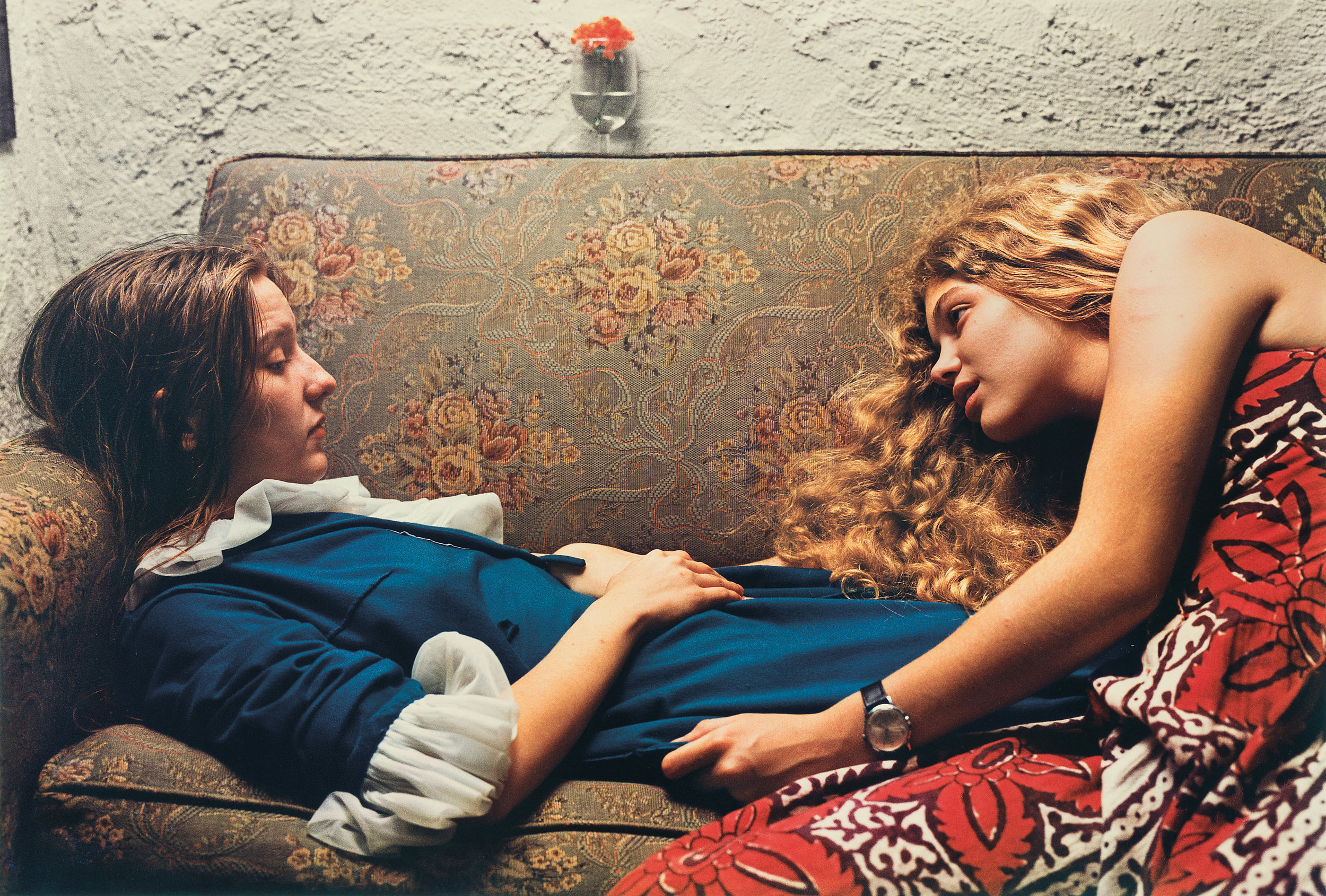 © William Eggleston, Above Untitlted, 1974 (Karen Chatham, left, with the artist's cousin Lesa Aldridge, in Memphis, Tennessee), 1974. 