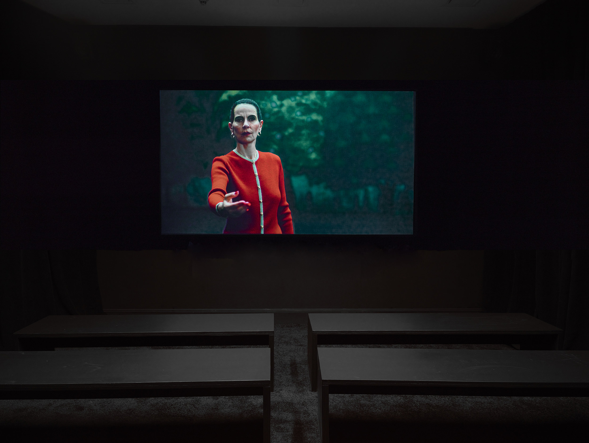 ALEX PRAGER: La Grande Sortie Installation view, Lehmann Maupin, 201 Chrystie Street, New York September 7 - October 23, 2016 Courtesy the artist and Lehmann Maupin, New York and Hong Kong Photo: Max Yawney