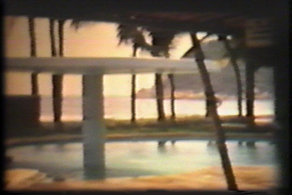 © Paradise Wavering by Alice Hargrave, 2016 courtesy of Daylight Books