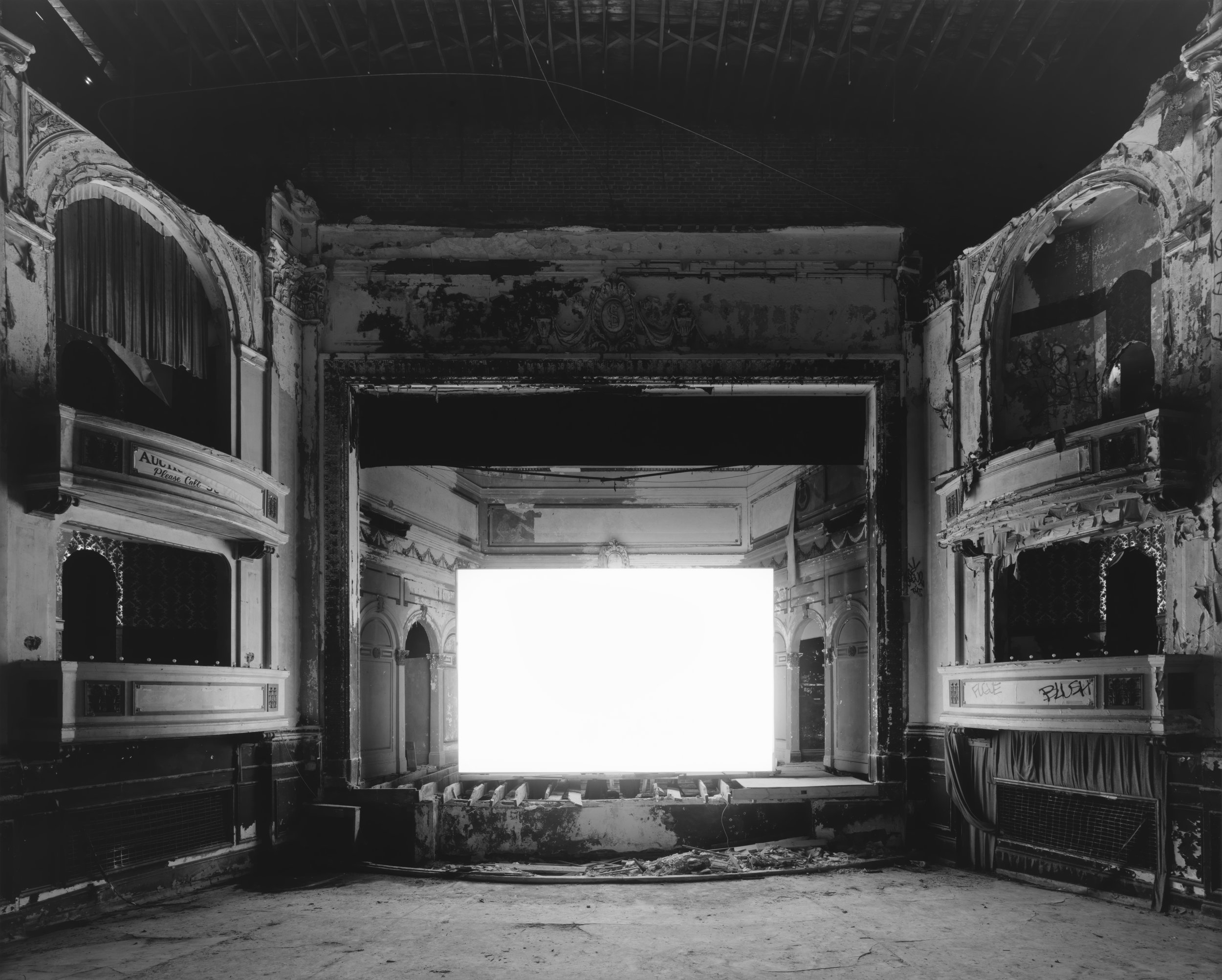 © Theaters by Hiroshi Sugimoto, Everett Square Theater, Boston, 2015