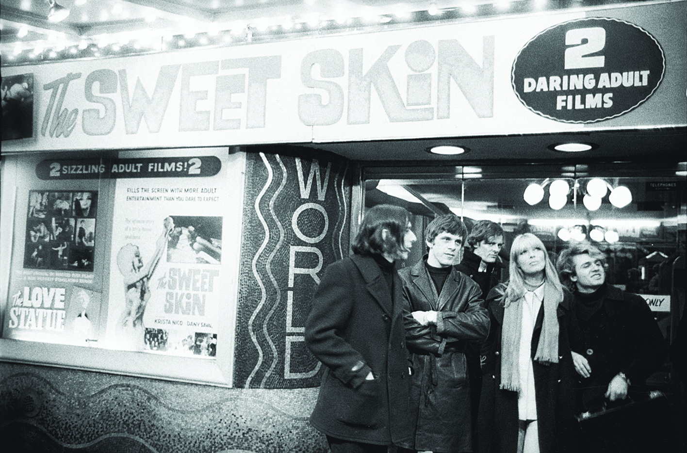 © Factory Andy Warhol by Stephen Shore, Cale, Jan Cramer, Paul Morrissey, Nico, Malanga, Courtesy of Phaidon Press Inc.
