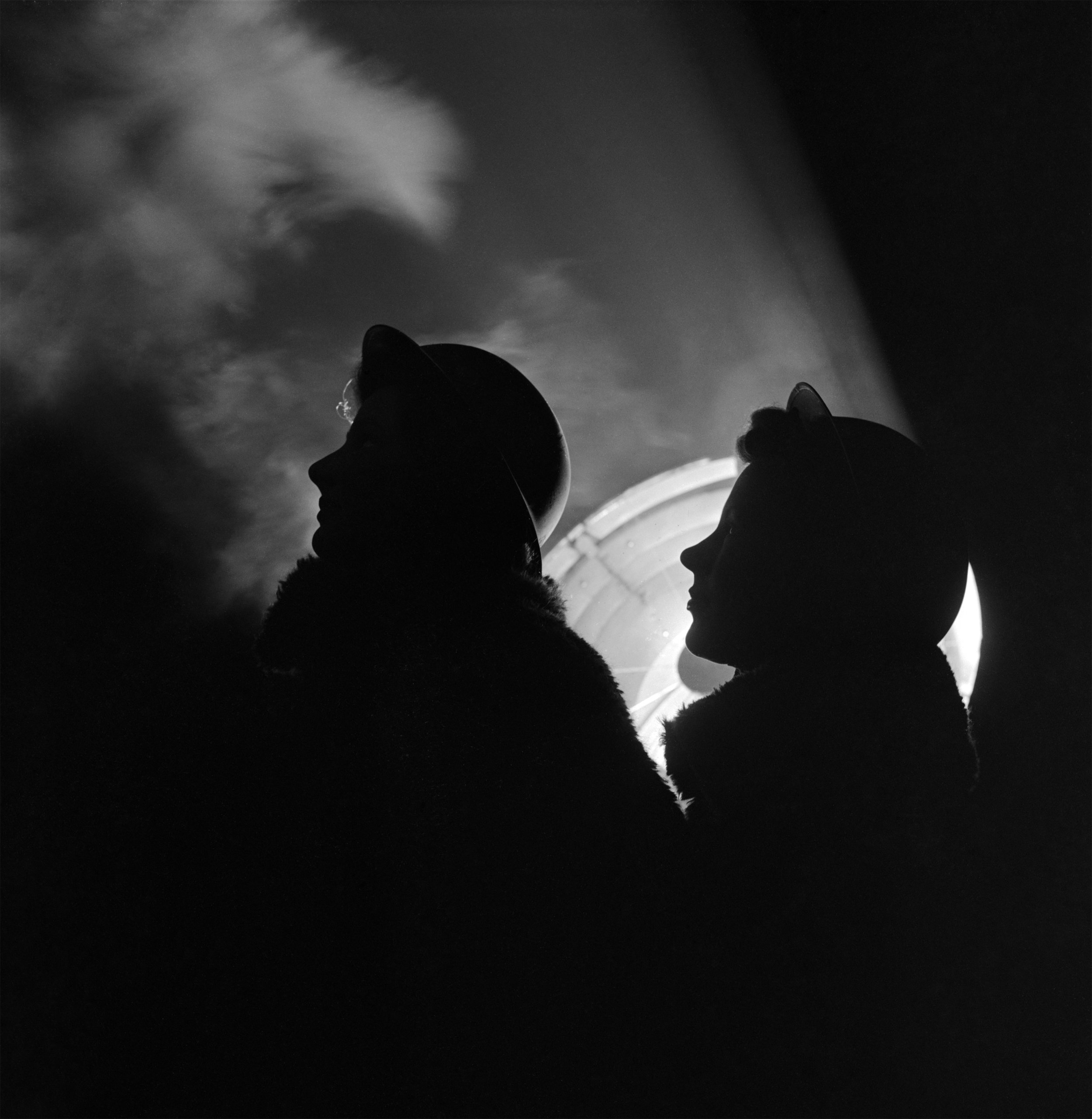 ATS Searchlight operators, North London, England 1943 by Lee Miller © Lee Miller Archives