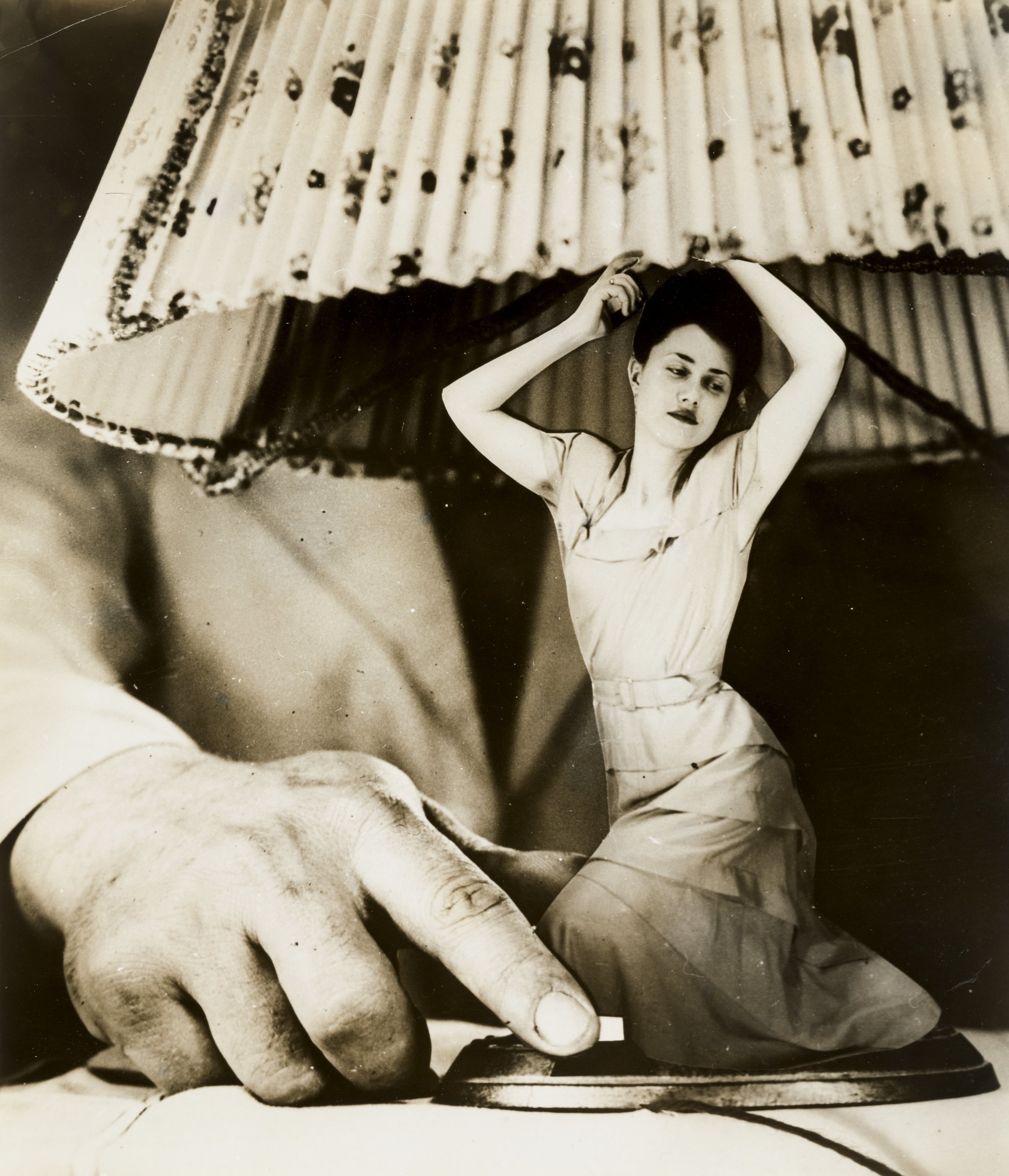 Sueño No. 1: Artîculos eléctricos para al hogar (Dream No. 1 Electrical Appliances for the Home) 1949