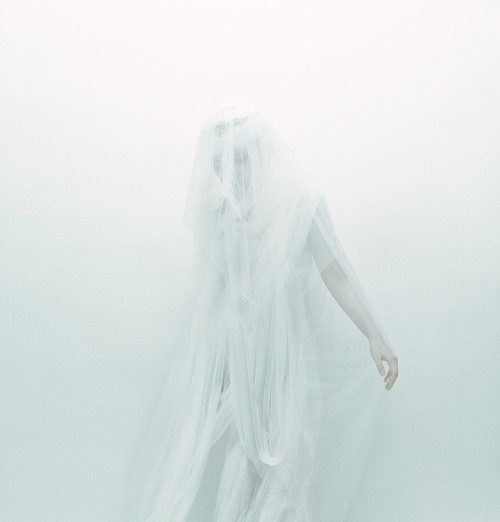 © Zhang Jingna. Ghost , 2013