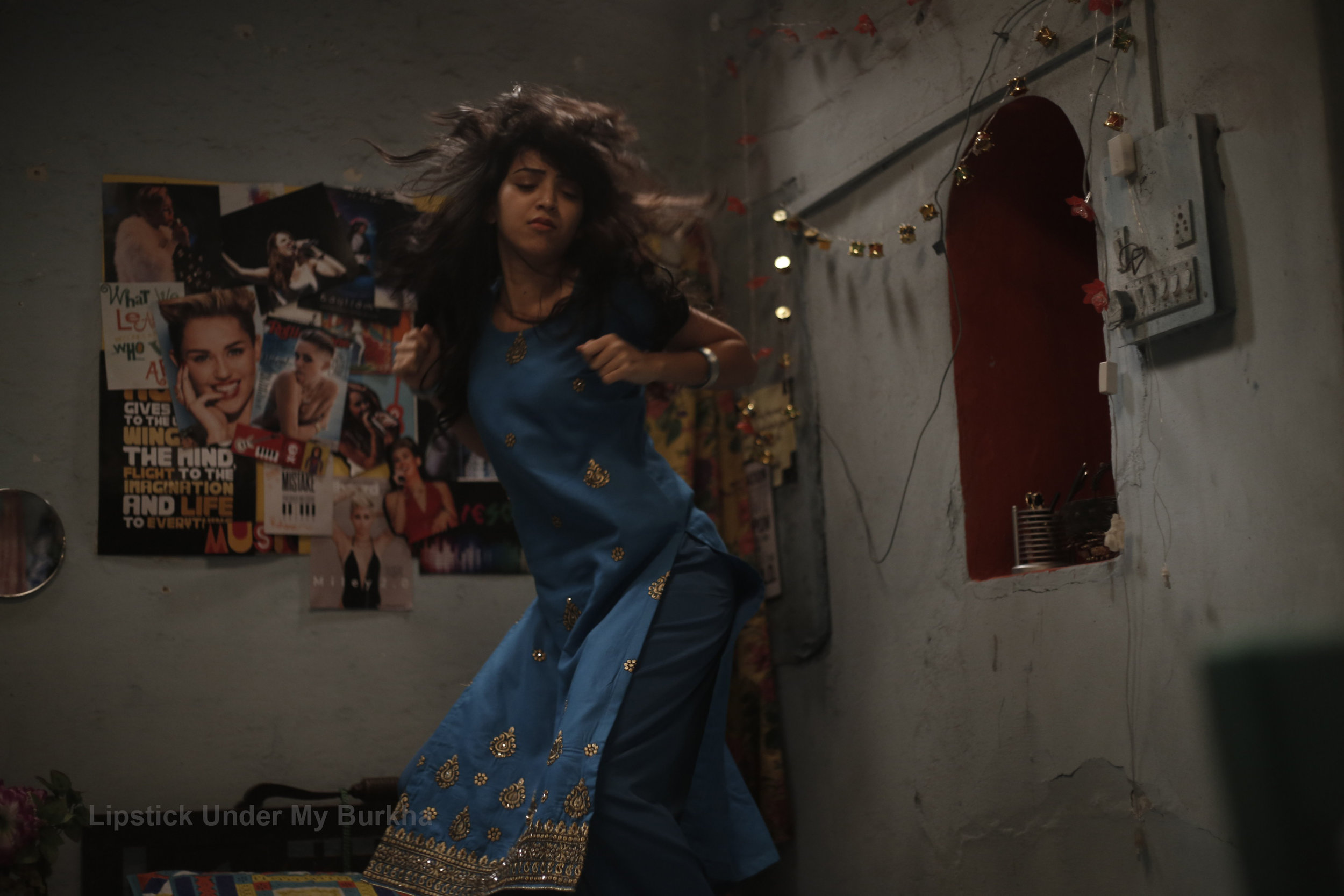 watch lipstick under my burkha online free moviefisher watch lipstick under my burkha online free moviefisher