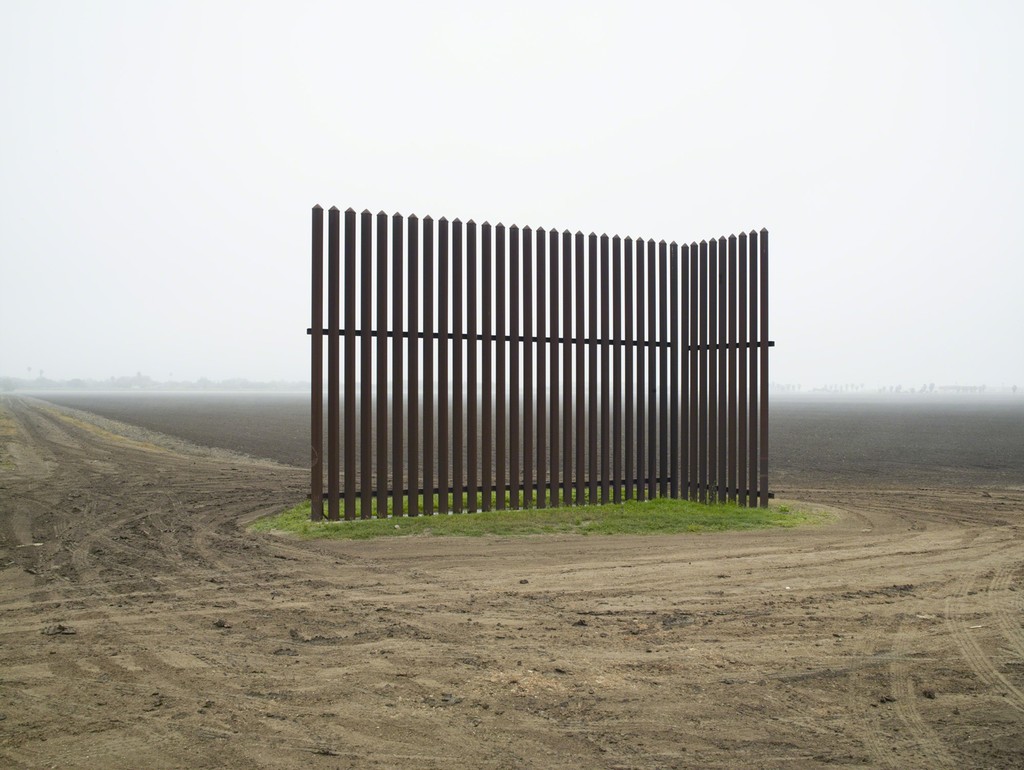 Wall, Los Indios, Texas, 2015 / El muro, Los Indios, Texas, 2015 , 2015 Pigment print mounted to Dibond 60 × 80 in 152.4 × 203.2 cm Edition of 5 + 1AP