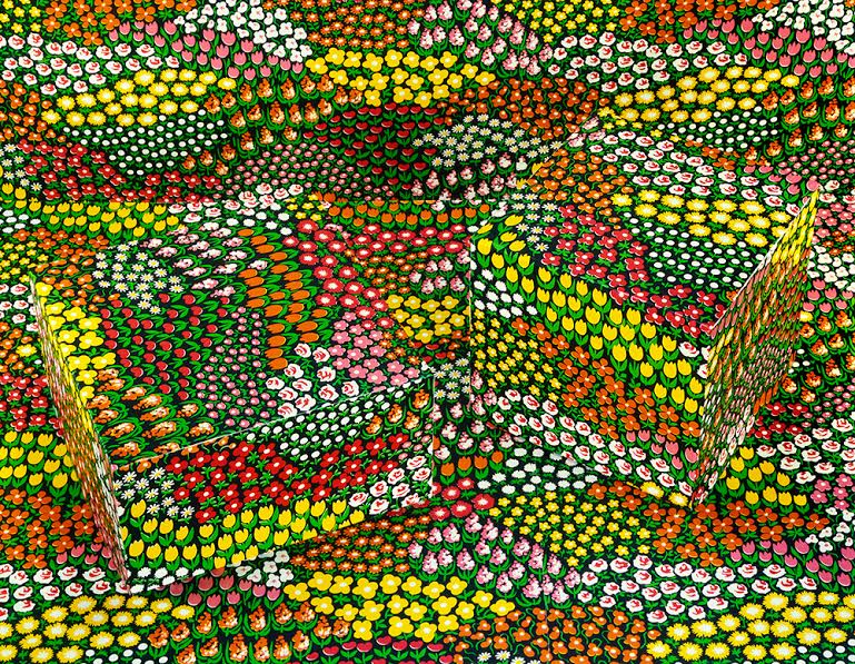 Sandy Skoglund, Two Boxes, 1978. (c) Sandy Skoglund; Courtesy of the artist and RYAN LEE, New York.